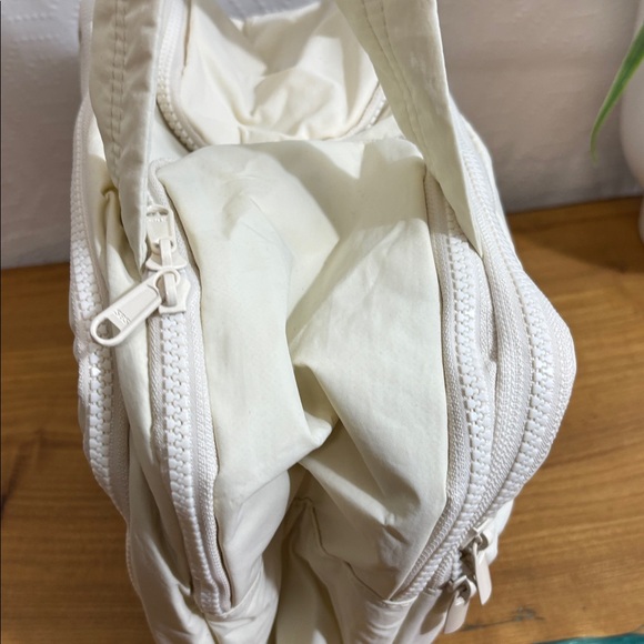 Viral Bagsmart cosmetic bag toiletry bag - Picture 2 of 11